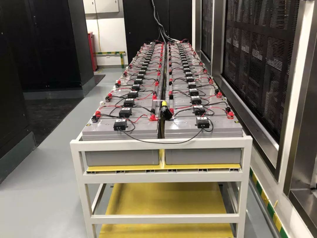 Huasu Battery Monitoring System